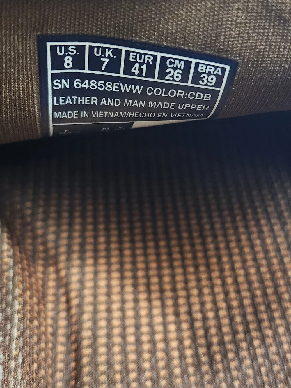 Skechers Men's Size 8 EE Tan Brown Slip-On Casual Distressed Loafers